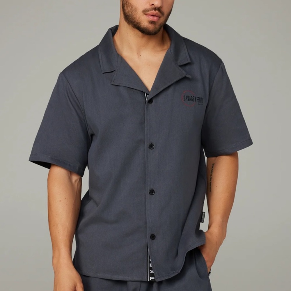 NEW SAVAGE X FENTY Leisure X Logo-Trim Shirt Size: M